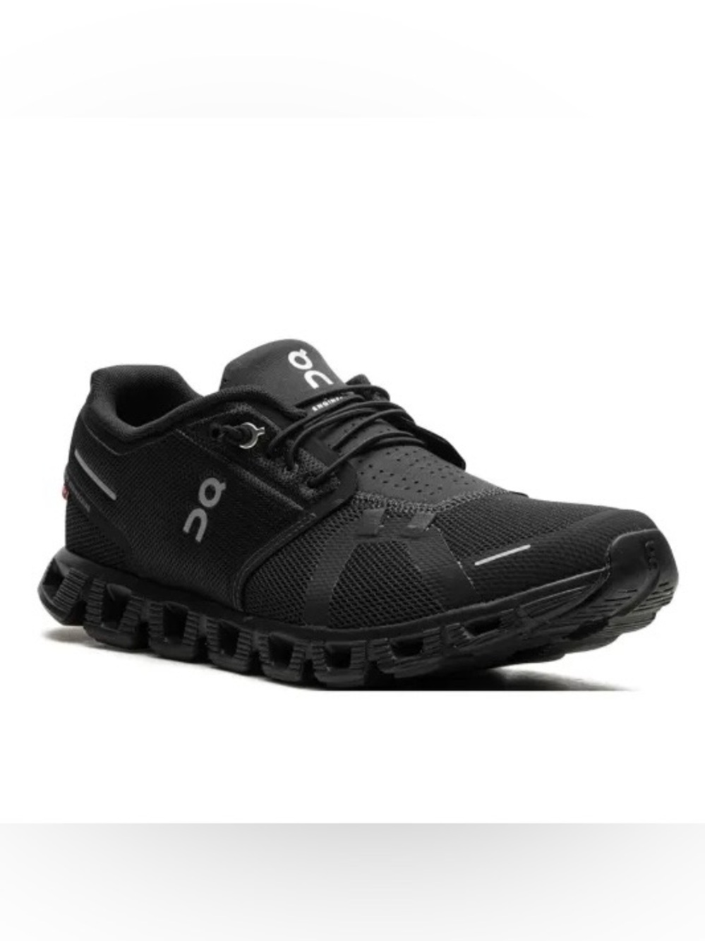 On Cloud Shoes all black